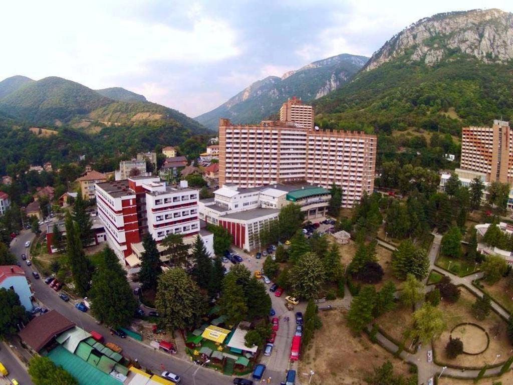 Dacia Hotel Herkulesfürdő Kültér fotó